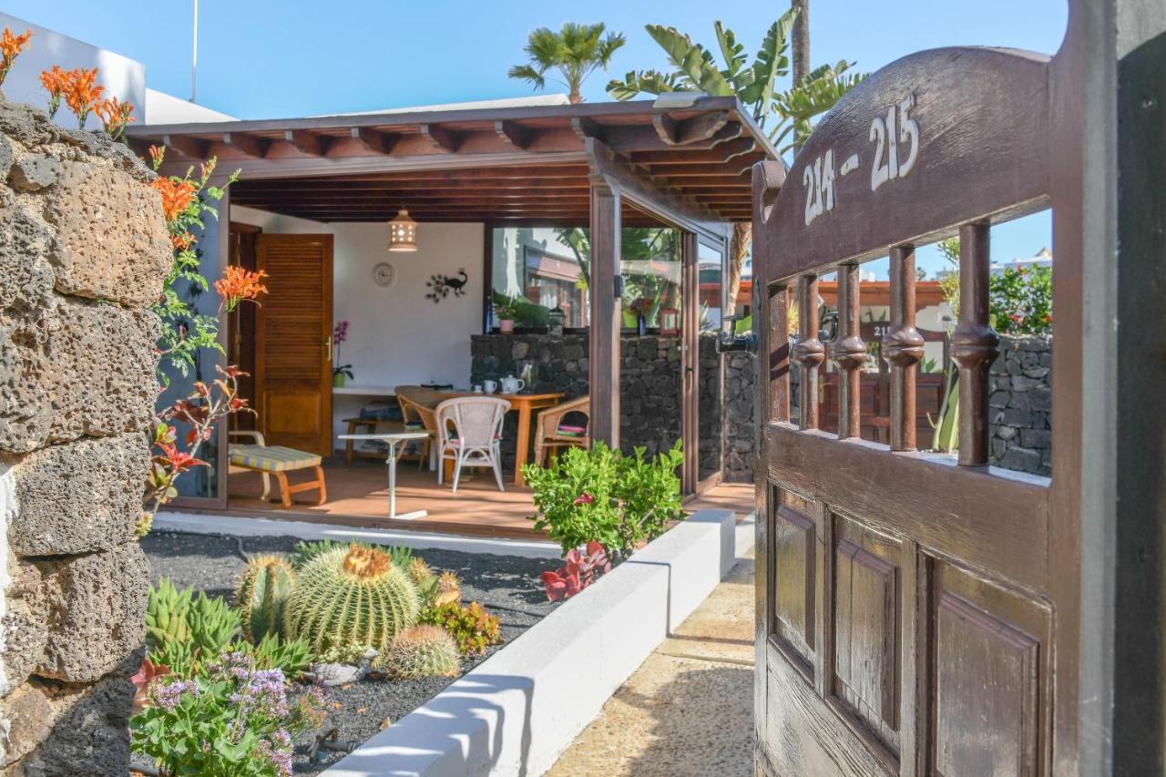 Bungalow Playa Bastian Costa Teguise Exteriér fotografie